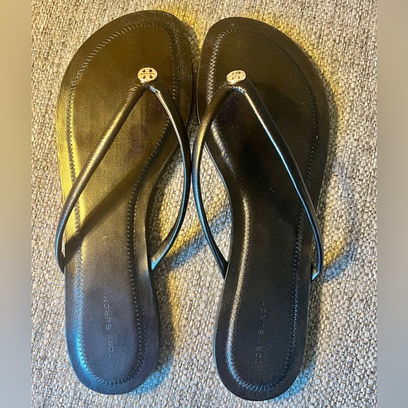 Tory Burch Shoes - Tory Burch Black Leather Sandals